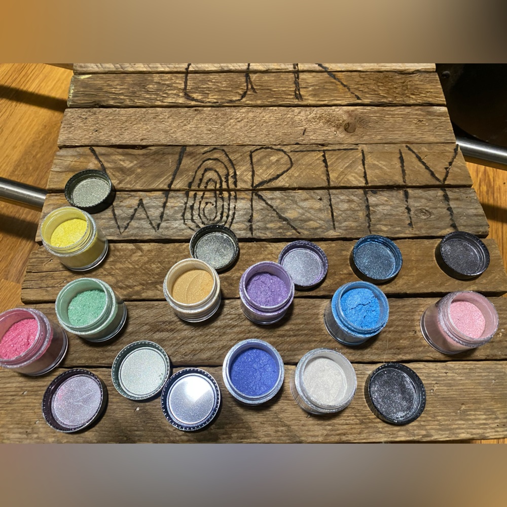 Colourful Mica Powder Pigment Set - DIY Resin, Soap, Candle & Slime Supplies
